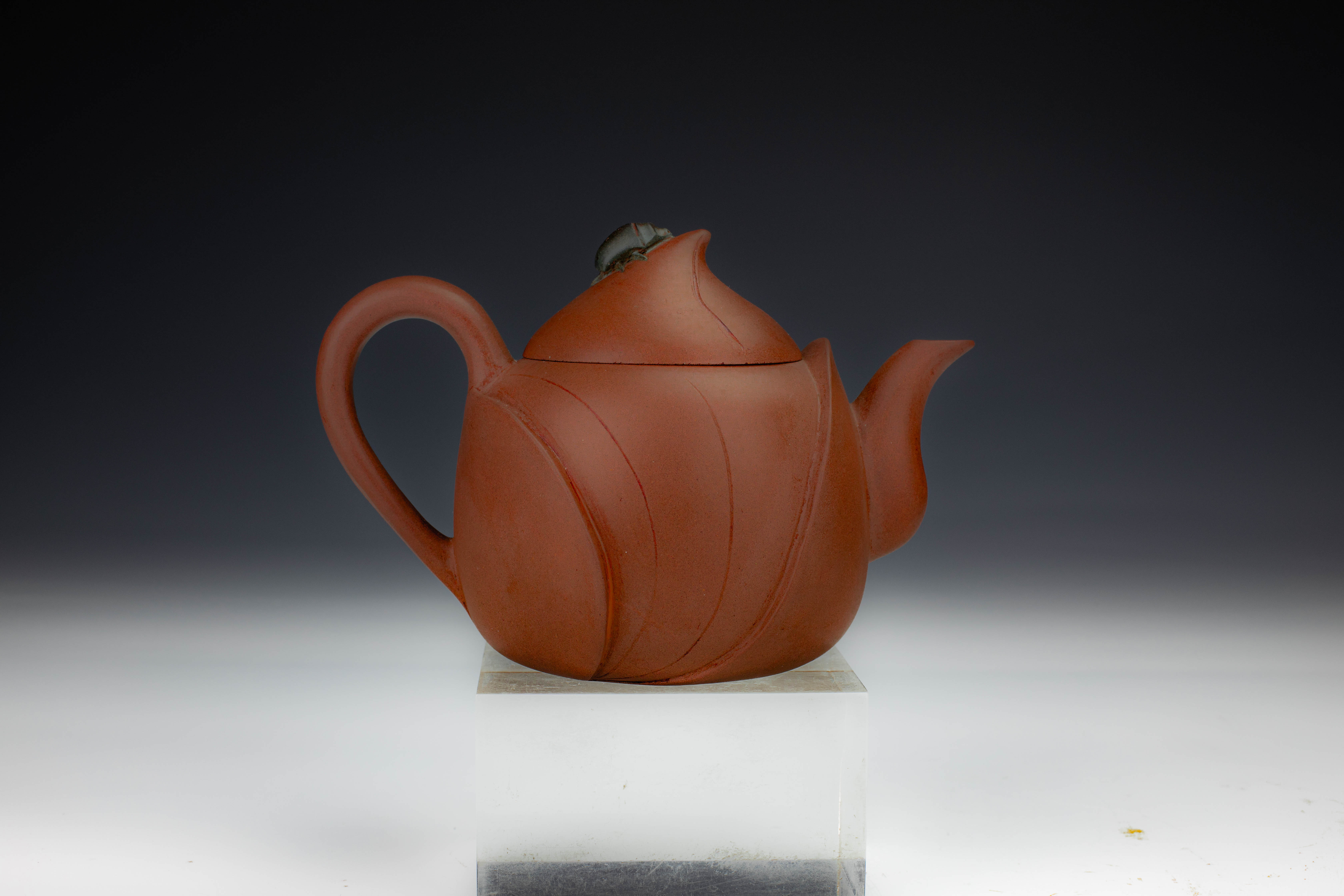 Zisha Yixing Lotus Bud Form Tea Pot