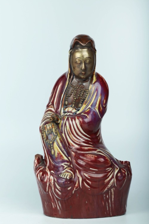 Very Rare Shiwan Flambe Transmutational Gilt Seated Statue of Guanyin, Qing Dynasty