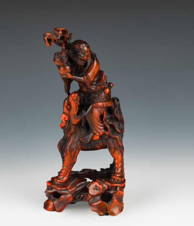 Carved Horn Group Li Tiegui Riding a Kylin，Early Qing Dynasty