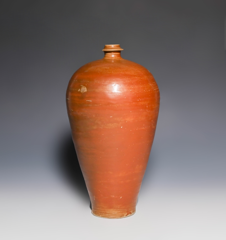 Dangyangyu Kiln Amber-glazed Meiping Vase,Song Dynasty